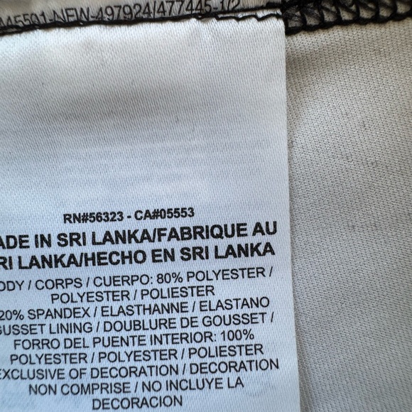 Nike Dri Fit Women’s Tight Moment Federation Collection Red Leggings SZ M - Picture 14 of 16